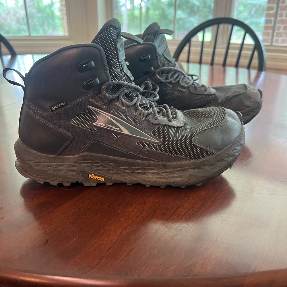 Altra Men's Black Trail Boots